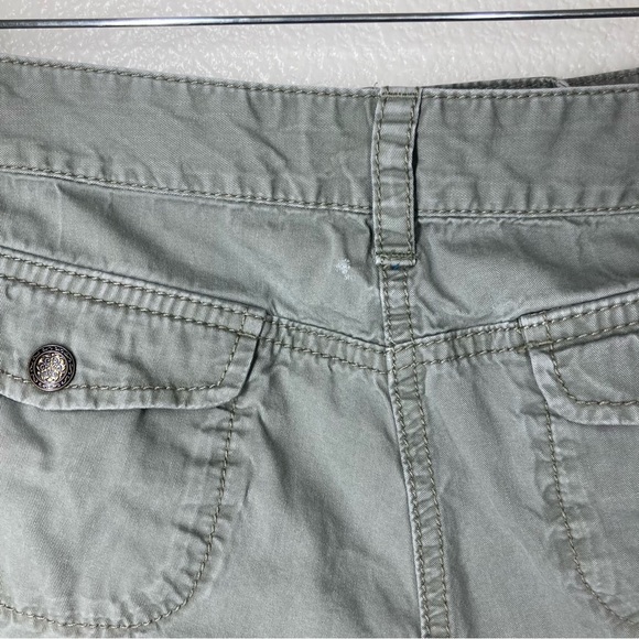 Ann Taylor Loft Cargo Shorts Size 4 Olive Green Cotton Baggy High Rise - Picture 11 of 13